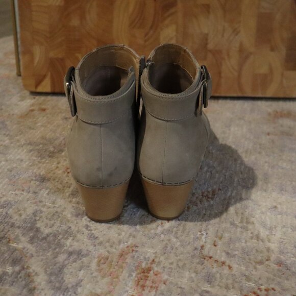 Gray Dansko Clog Boots SIze 38/Size 8 - Picture 4 of 8